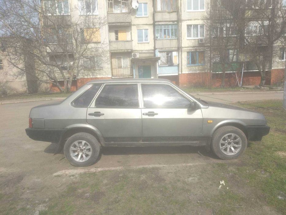 Продам ВАЗ 21099 в нормальном состоянии