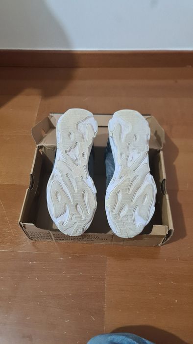 Sapatilhas Nike React Live
