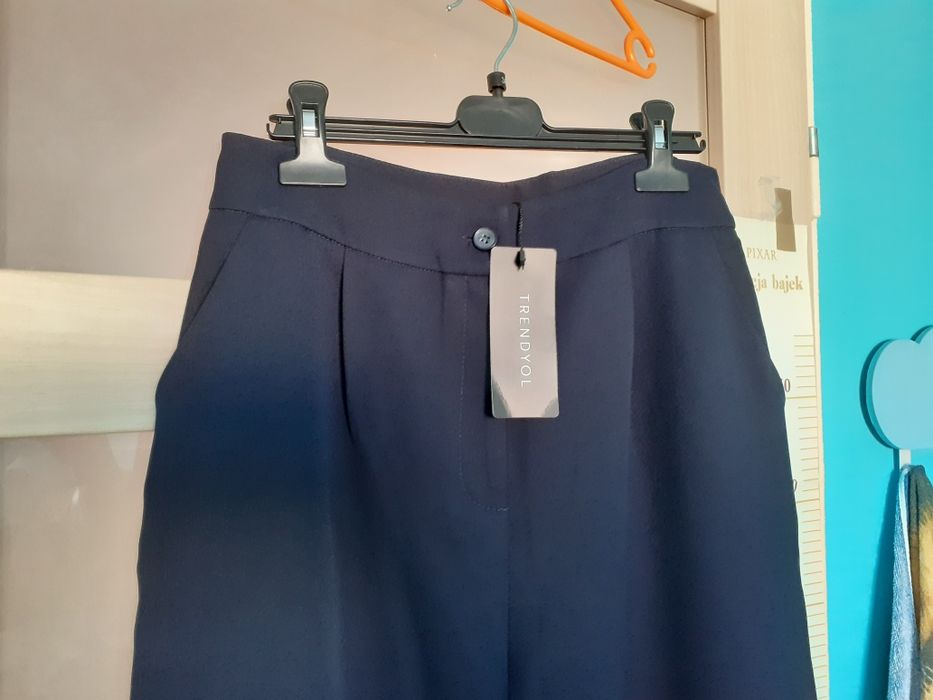 Szerokie spodnie NOWE Trendyol rozm. 38