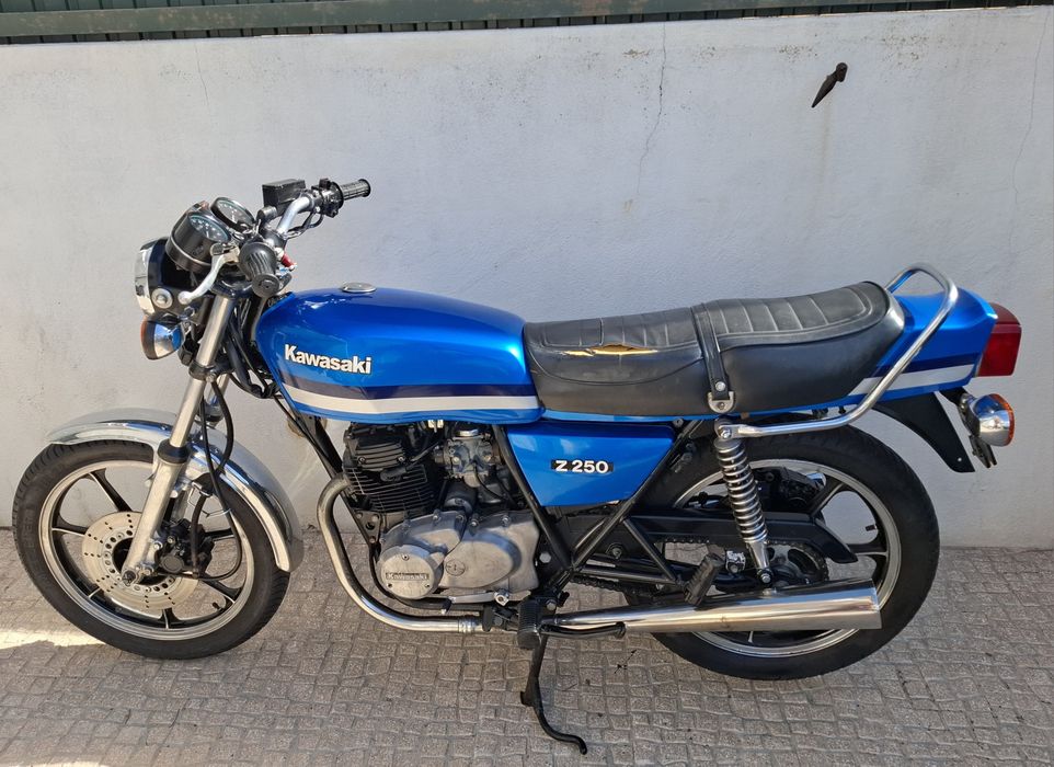Kawasaki Z 250  matricula nacional