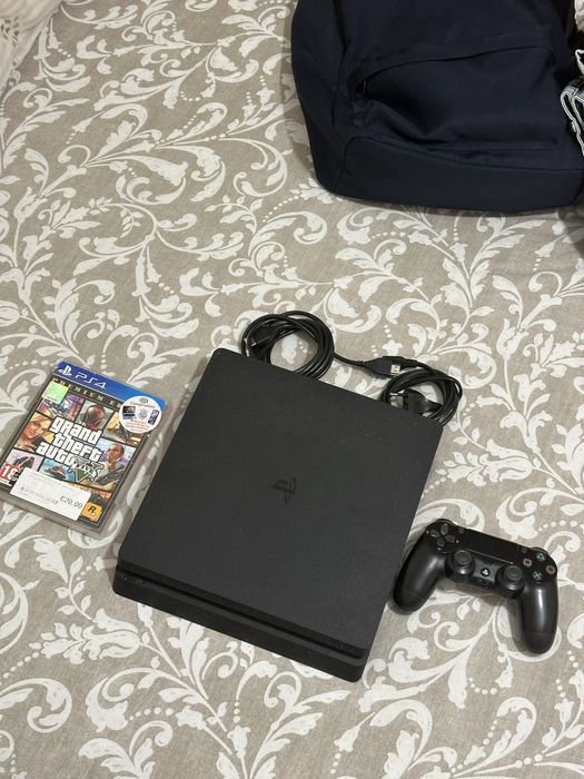 PS4 Slim 500GB +GTA V + Garantia CeX