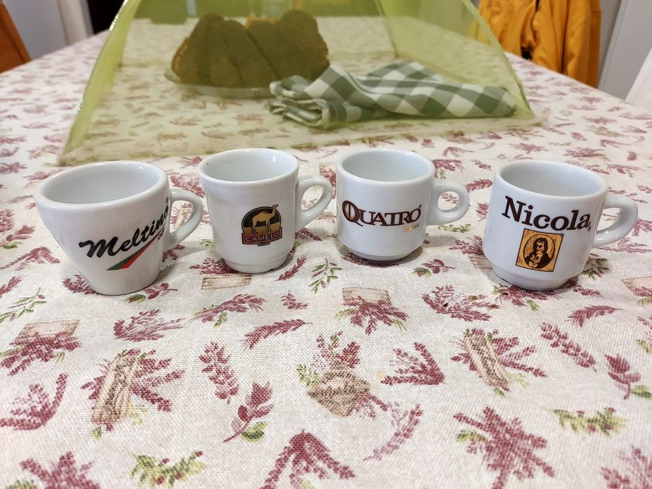 Chávenas de café