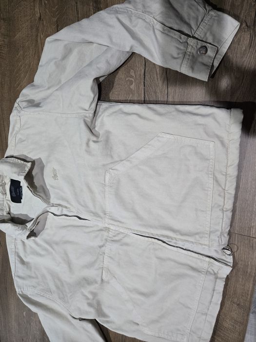 Nie ubrana cieplejsza kurtka  L  -STWD pull&bear za 300zł