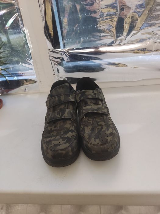 Кроссовки на мальчика