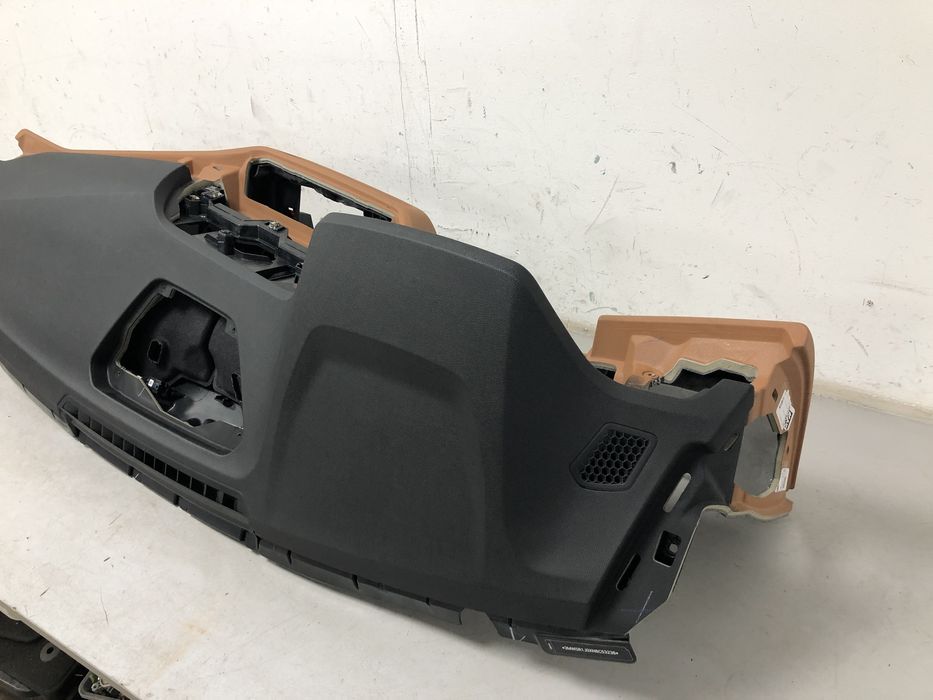 Панель приладів торпедо консоль BMW 3 G20 2019-