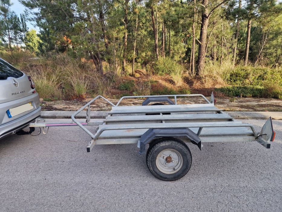 Atrelado Toniauto moto.moto4