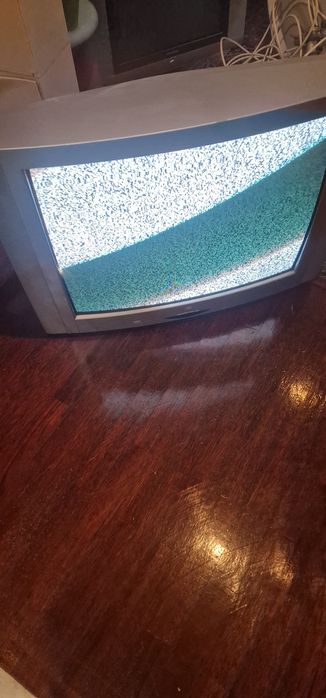 Televisão 28" Cinescópio DURABRAND (made in Turkey) bom  funcionamento