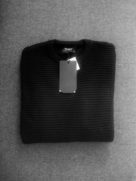 Okazja ! Nowy modny sweterek sweter Pull&Bear czarny cena metka 119zł