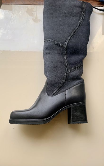 Жіночі чоботи, шкіра, овчина, нові