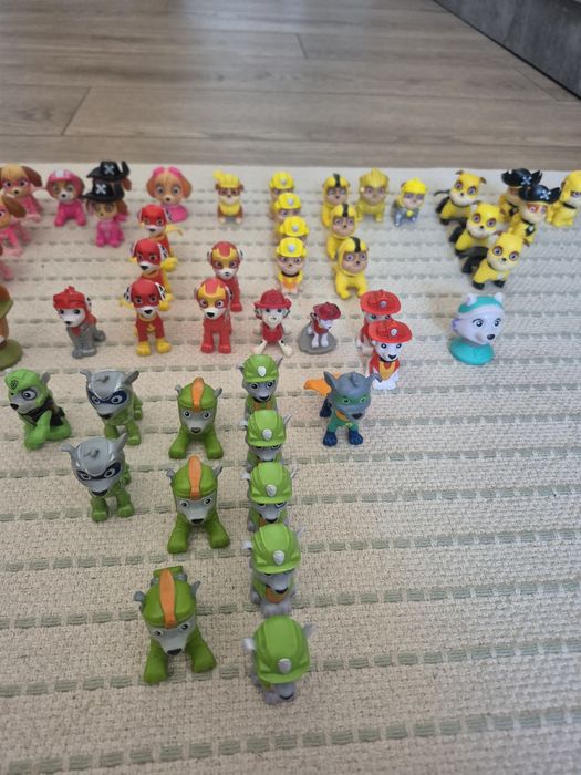 Figurki psi patrol 86 sztuk.