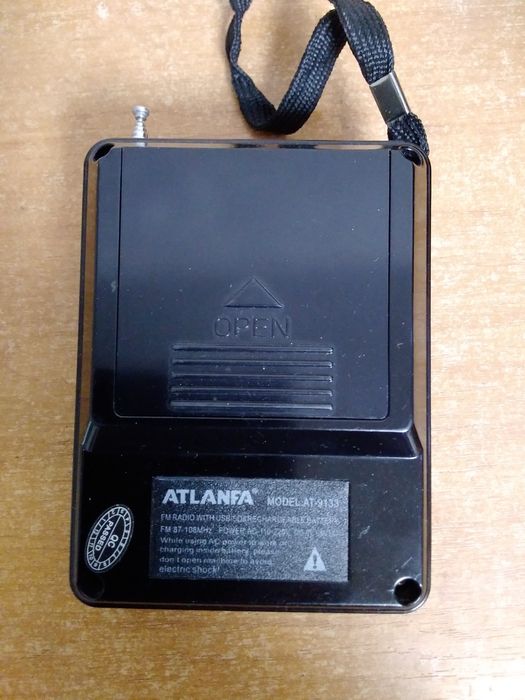 Радиоприемник Atlanfa AT-9133.под ремонт.