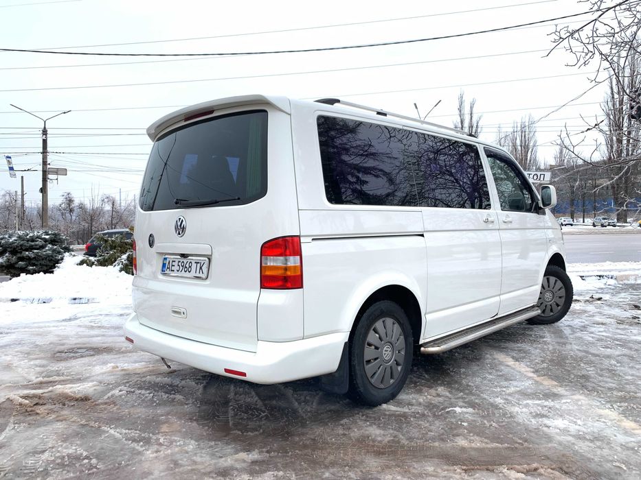 Volkswagen Transporter 1.9 TDI Пассажир 2007 год.