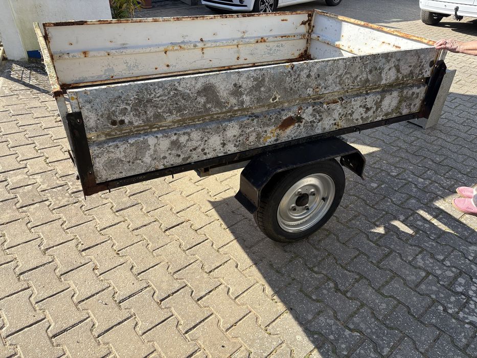 Atrelado / reboque de carga