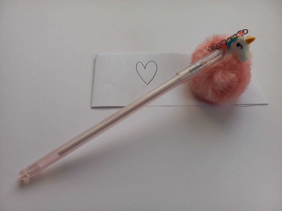 Caneta Unicórnio com Pom Pom