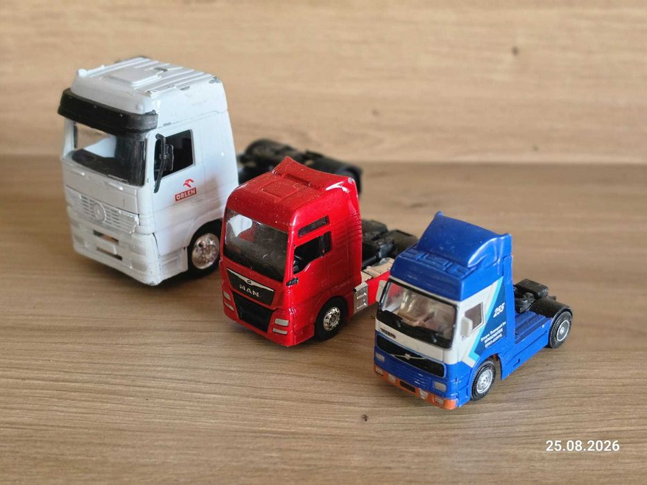 Mercedes MAN Volvo zestaw ciężarówek