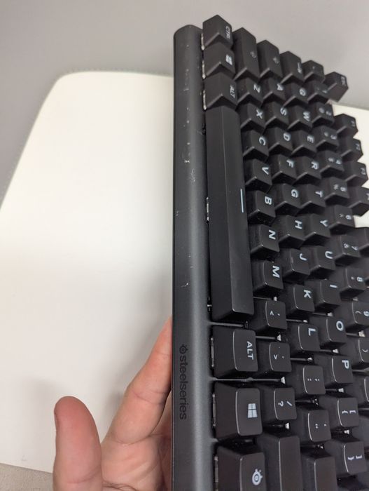 Клавіатура провідна Steelseries Apex pro