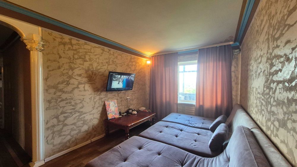 *Продаж 3-х кімнатної квартири по вул. Авраменка, Шевченківський район