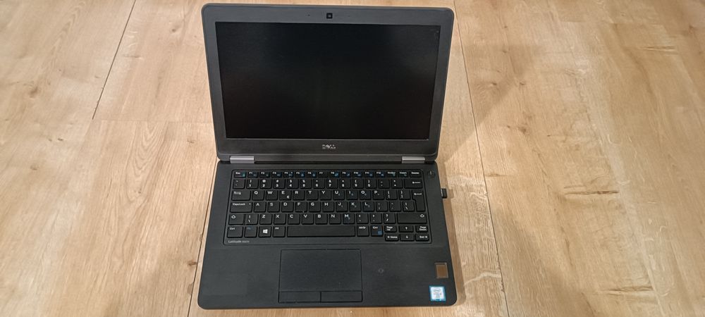 Laptop Dell Latitude E5270 i5 6300U 16GB RAM SSD 256GB