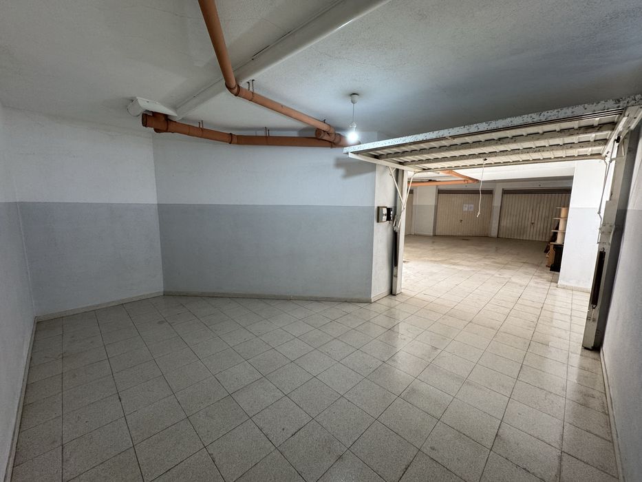Garagem Box 20 m² c/ Quadro elétrico | Charneca de Caparica