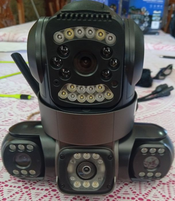 Câmara de Vigilância Wi-Fi Multi-Lente (Sistema de 3 Ecrãs)