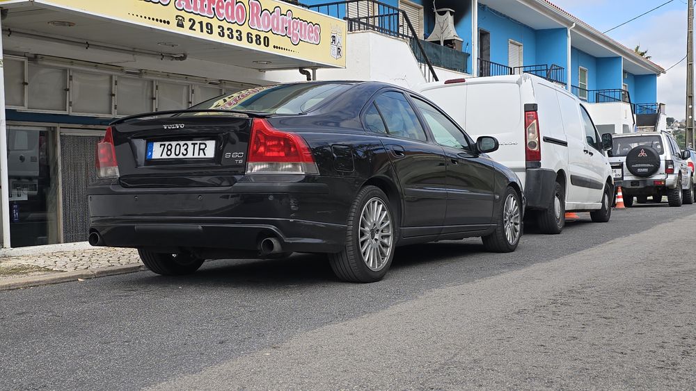 Volvo s60 T5 300cv (troco por mota)