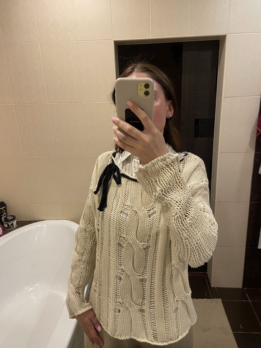 Светр jucca ажурний бежевий вільний фасон