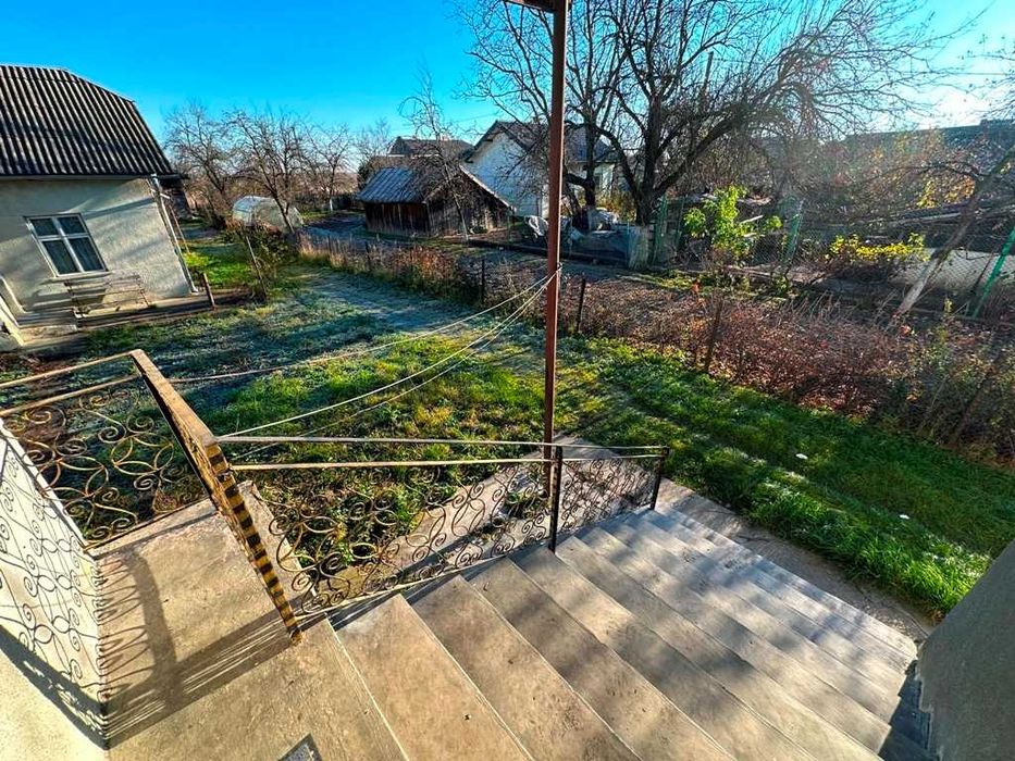 Продається житловий будинок