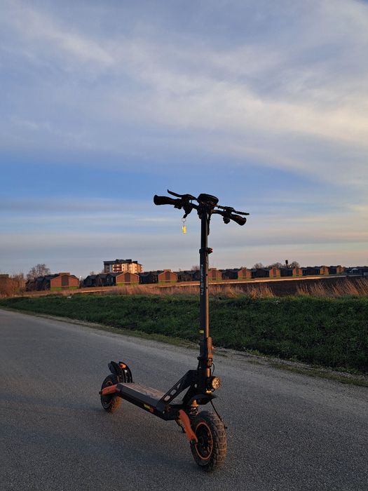 Продам електросамокат KyugooKrin G2 Pro