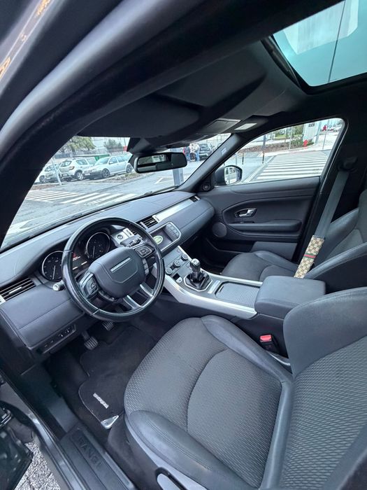 Range rover evoque