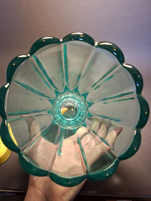 Stary wazon szklany NN