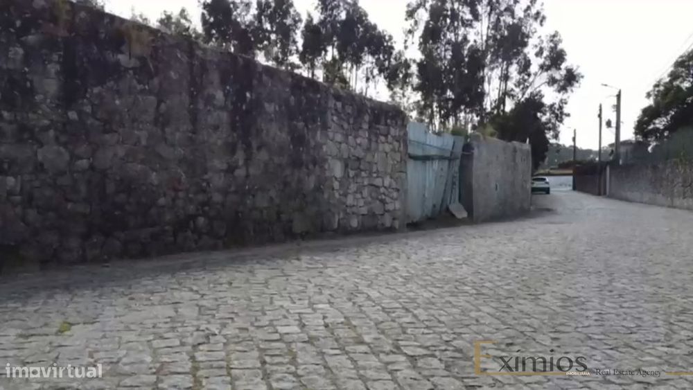 Terreno de 722m2, para construção, em Beiriz