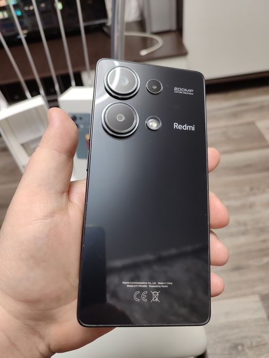 ИГРОВОЙ Xiaomi Redmi note 13Pro, память 8+8-256гиг, идеал.
