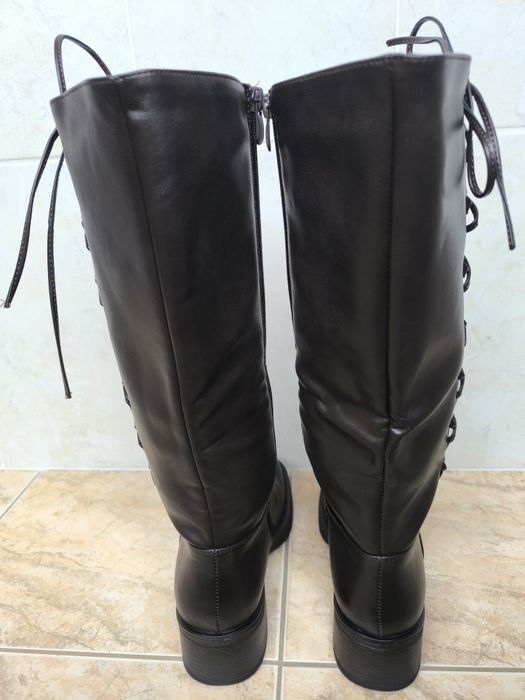 Botas Castanho Escuro Novas 38
