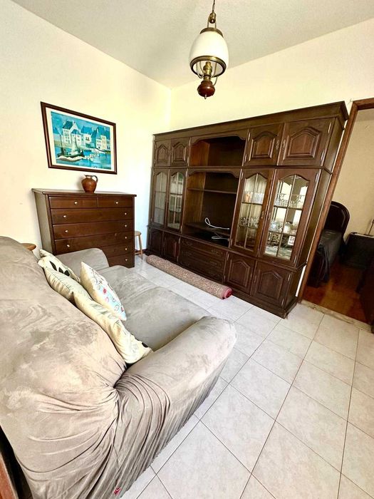 arrendamento de apartamento exclusivamente a professora