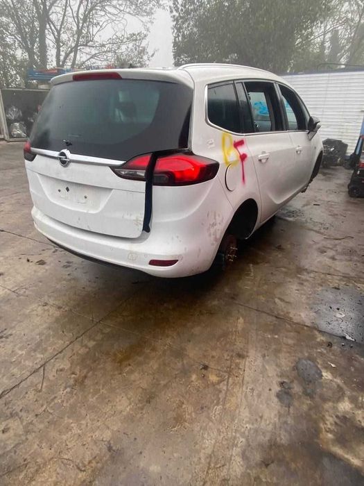 Розборка, шрот, запчастини Opel Zafira C A16LET авторозбірка