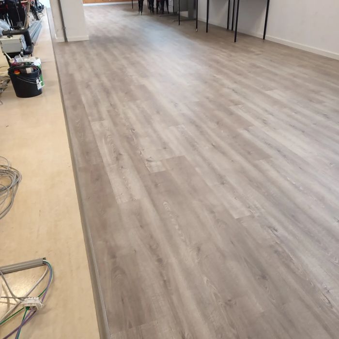 Aplicador de flutuante e pintura