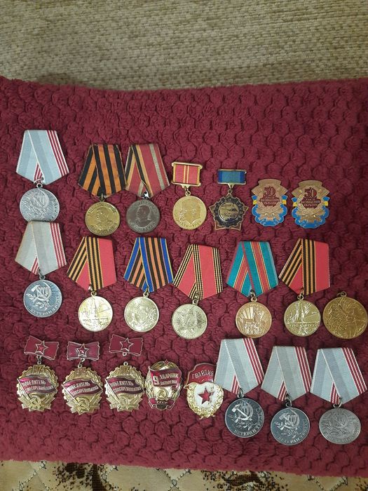 Продам монети в колєкцію.