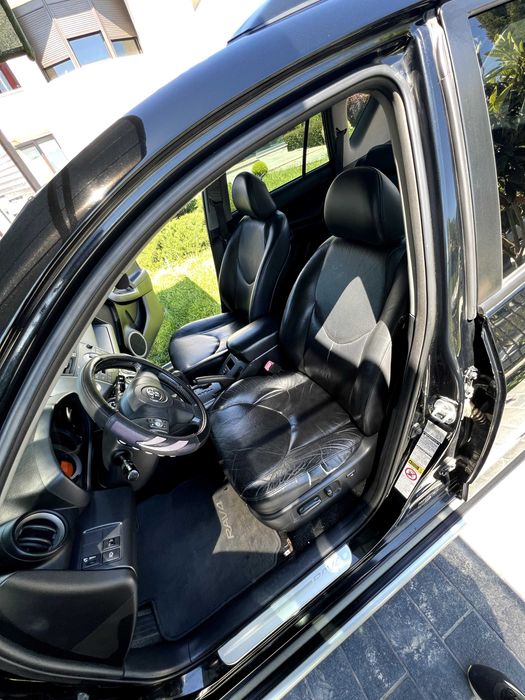 Продам Toyota RAV4 2007