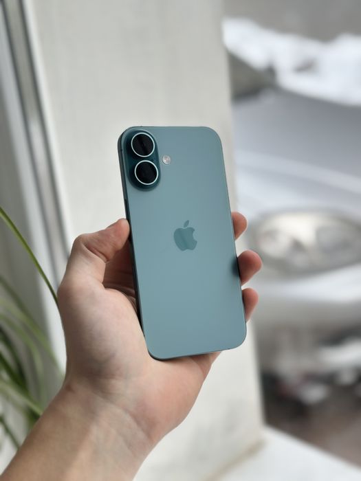 Apple IPhone 16 на 128GB. Физ сим Идеал!