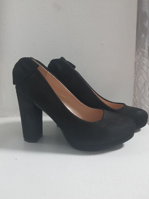 Туфлі замшеві чорні з бантиком