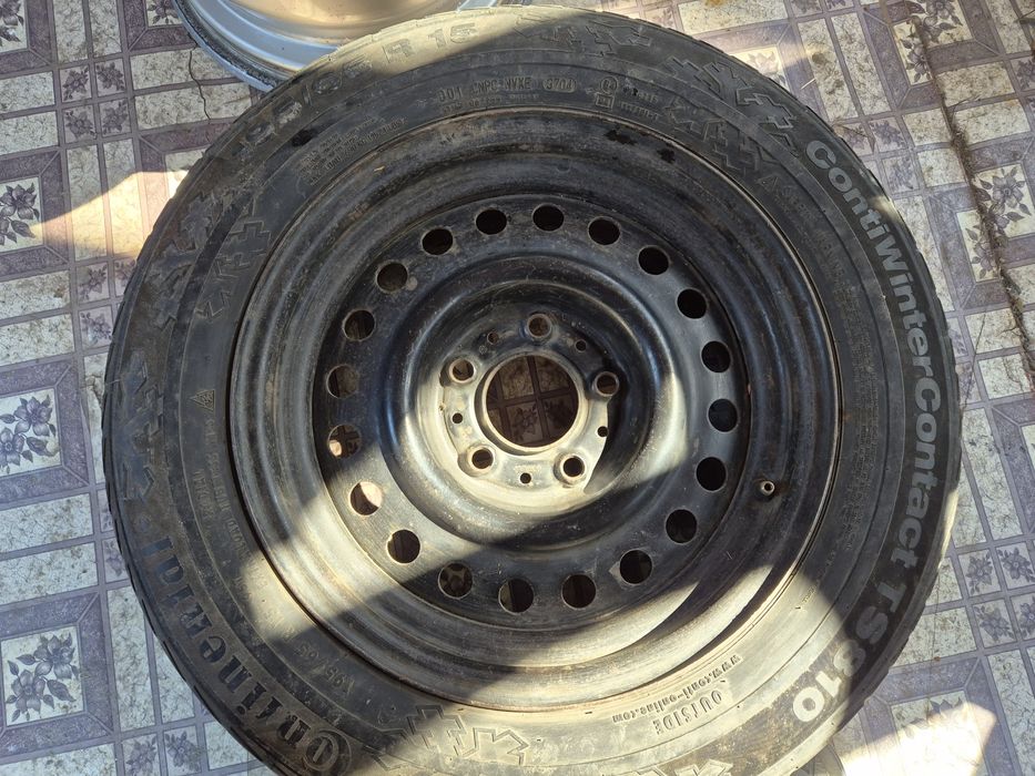 Диски BMW E20 два титана 5 залізяки