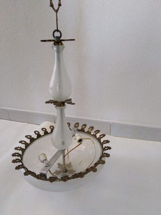 Candeeiro antigo de suspensão