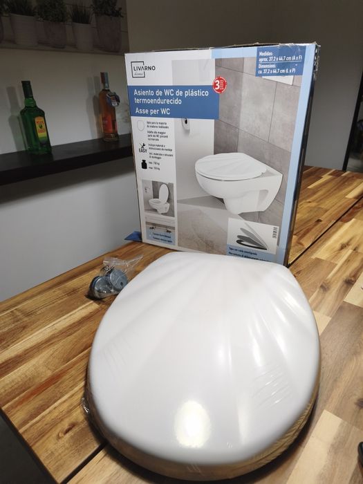 Tampo sanitário novo