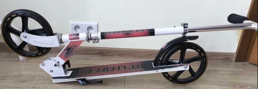 HULAJNOGA JUMBO  Duża hulajnoga 2-kołowa 200mm