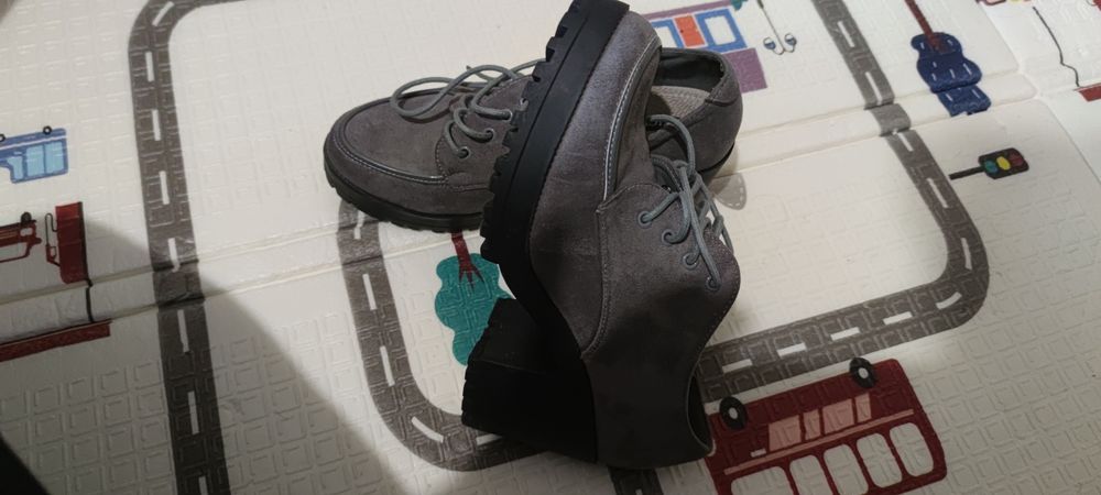 Damskie buty malo uzywane