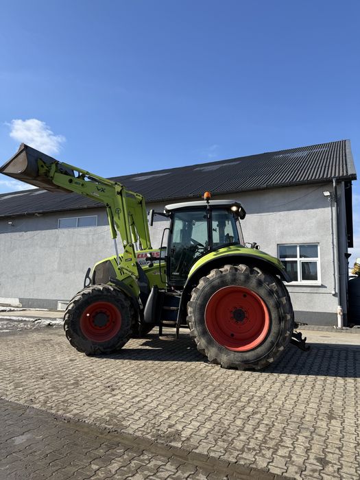 CLAAS AXION 820 z turem rok 2013