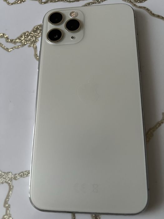Продається IPhone 11Pro 64 ГБ б/в  .