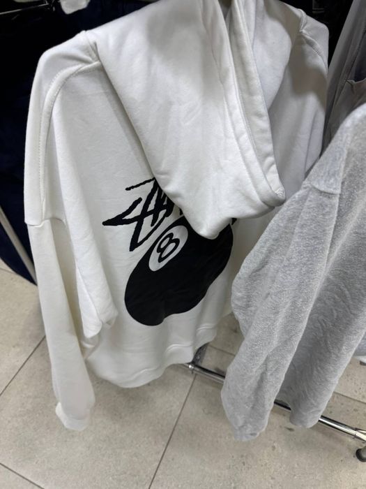 кофта Stussy біла