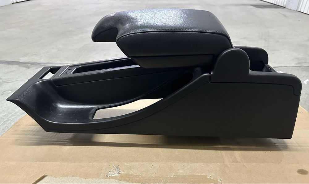 Apoio de braço + consola central Bmw E46 Série 3 Sedan, E46 Touring, E46 Compact de 1998 a 2005
