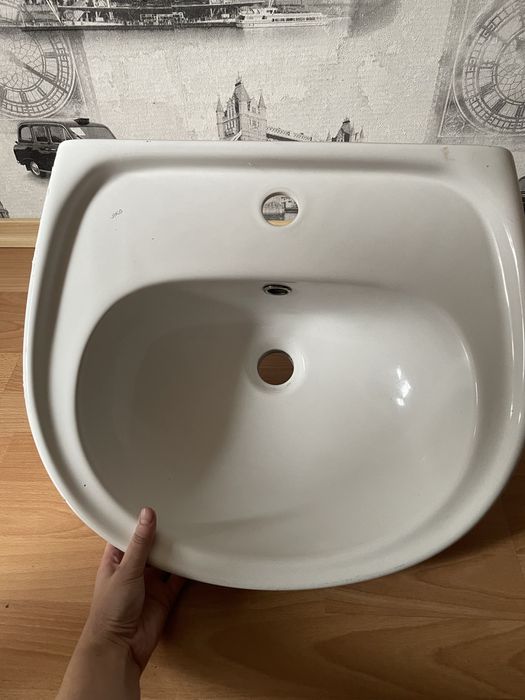 Рукомийник ( умивальник)